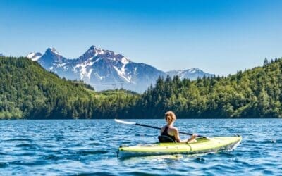 Mastering Kayak Paddle Strokes: Expert Techniques Unveiled
